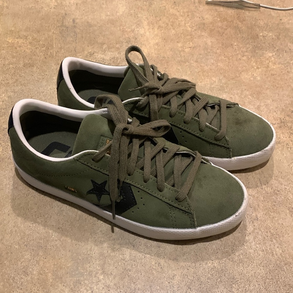 CONVERSE SUEDE LACE UPS
